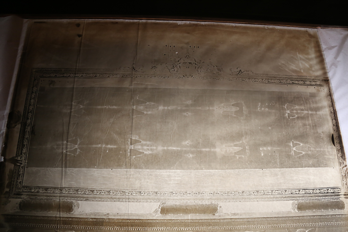 Restauri Santo Sudario - Lastre Fotografiche Secondo Pia_009.jpg